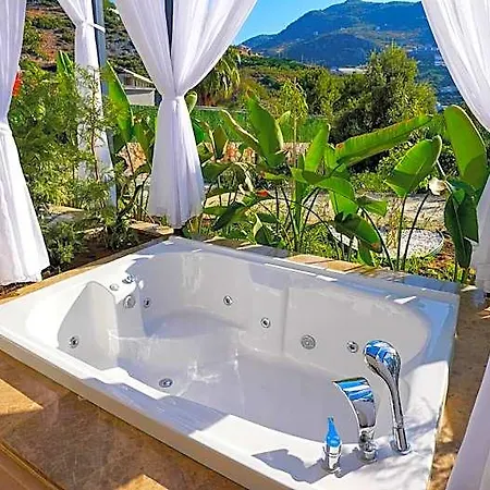 Hotel Ada Port Adults Only
